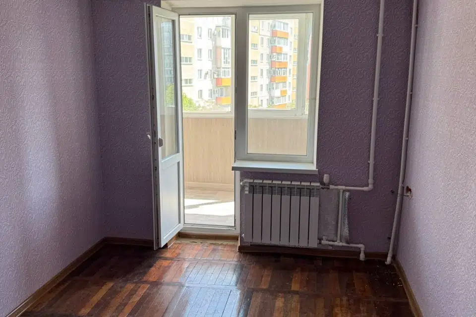 Продаётся 4-комнатная квартира, 78.6 м²