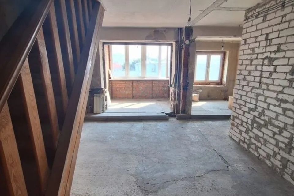 Продаётся 4-комнатная квартира, 85.2 м²