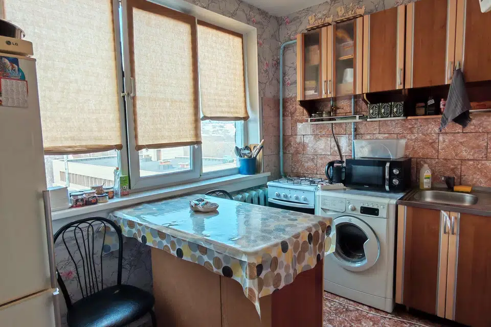 Продаётся 3-комнатная квартира, 57 м²