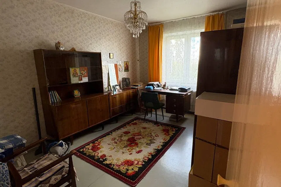 Продаётся 4-комнатная квартира, 65 м²