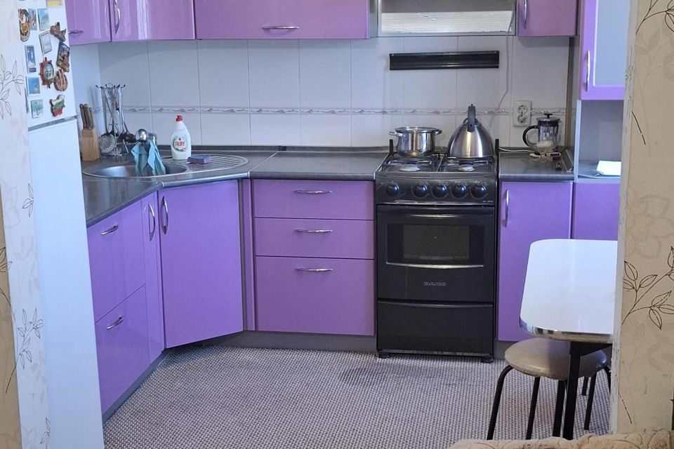 Продаётся 3-комнатная квартира, 62.2 м²
