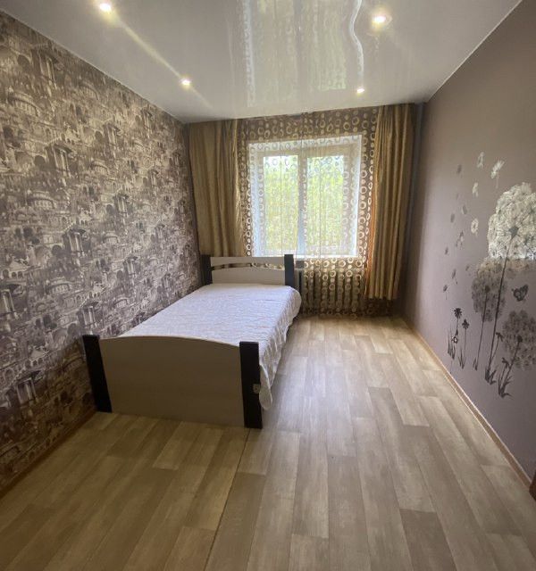 Продаётся 3-комнатная квартира, 48.7 м²