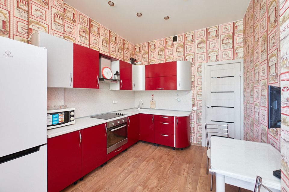 Продаётся 2-комнатная квартира, 65 м²
