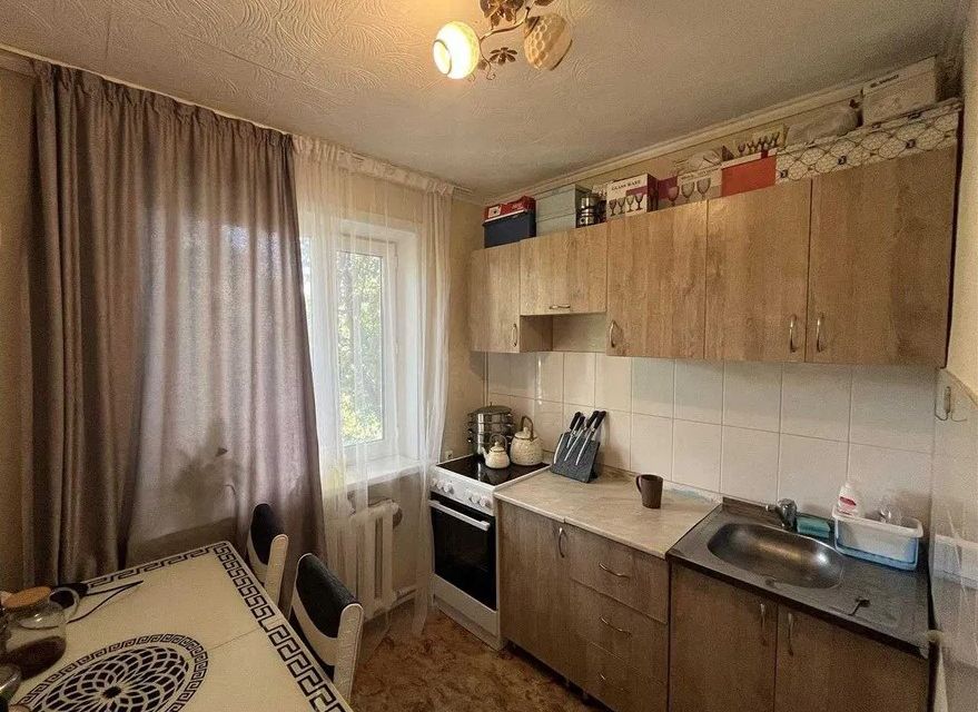 Продаётся 1-комнатная квартира, 38 м²