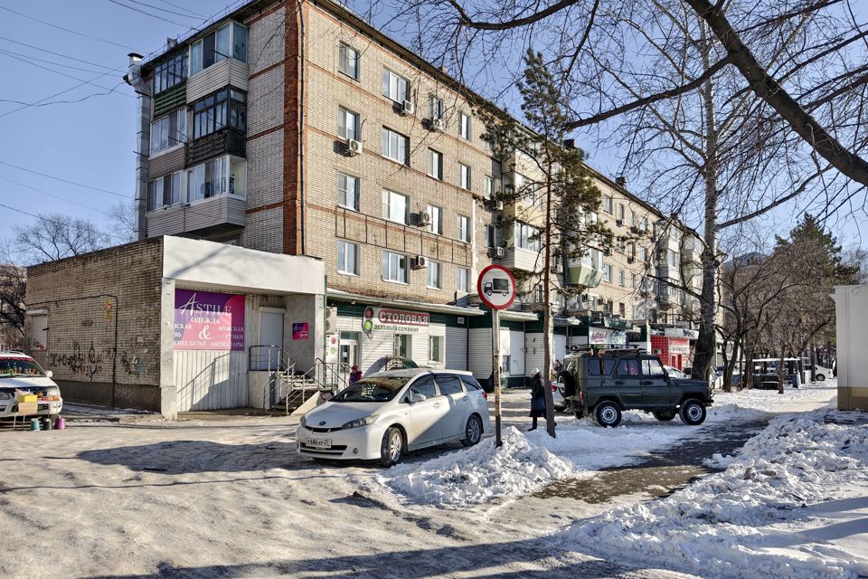Продаётся 4-комнатная квартира, 61.2 м²