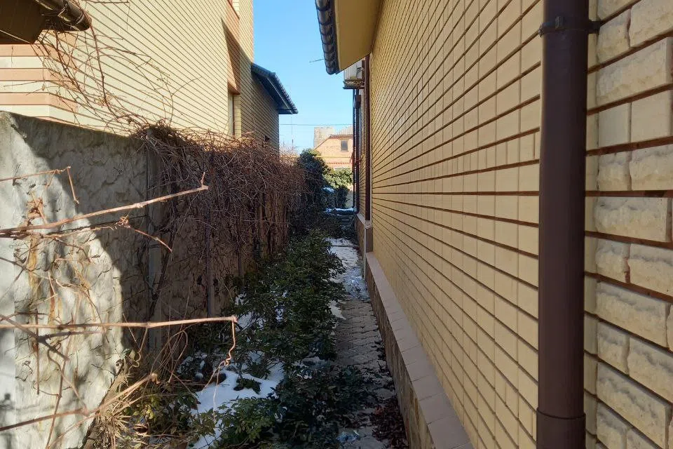Продаётся 2-этажный дом, 485 м²