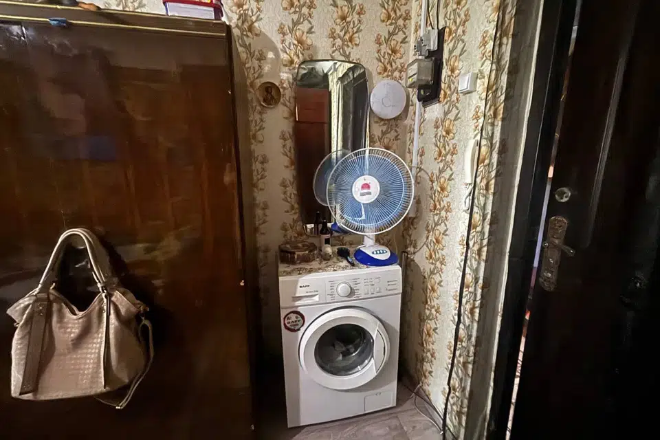 Продаётся 2 комнаты в 4-комн. квартире, 24 м²