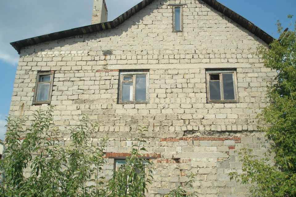 Продаётся 2-этажный дом, 150 м²