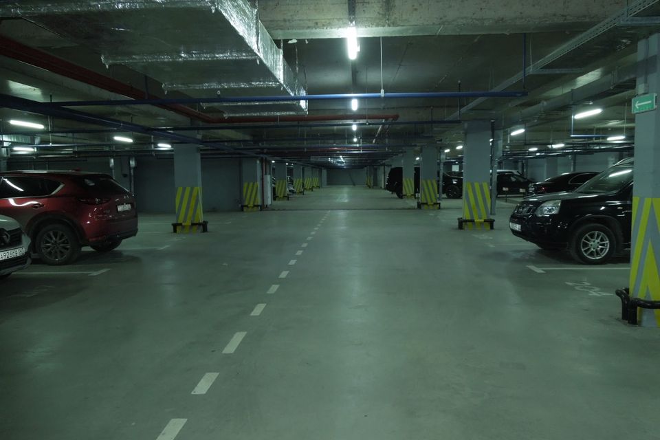 Продаётся машиноместо, 11.8 м²