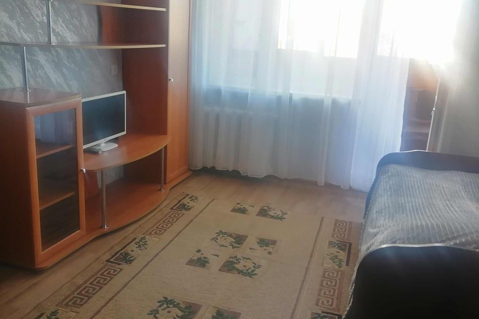 Сдаётся 1-комнатная квартира, 35 м²