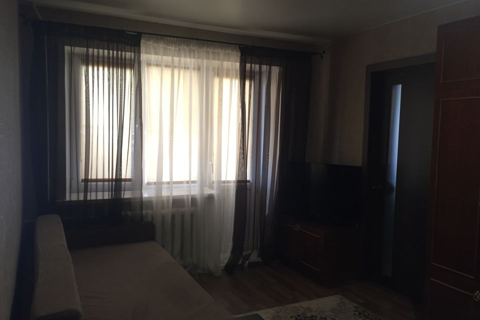 Продаётся 3-комнатная квартира, 43.7 м²