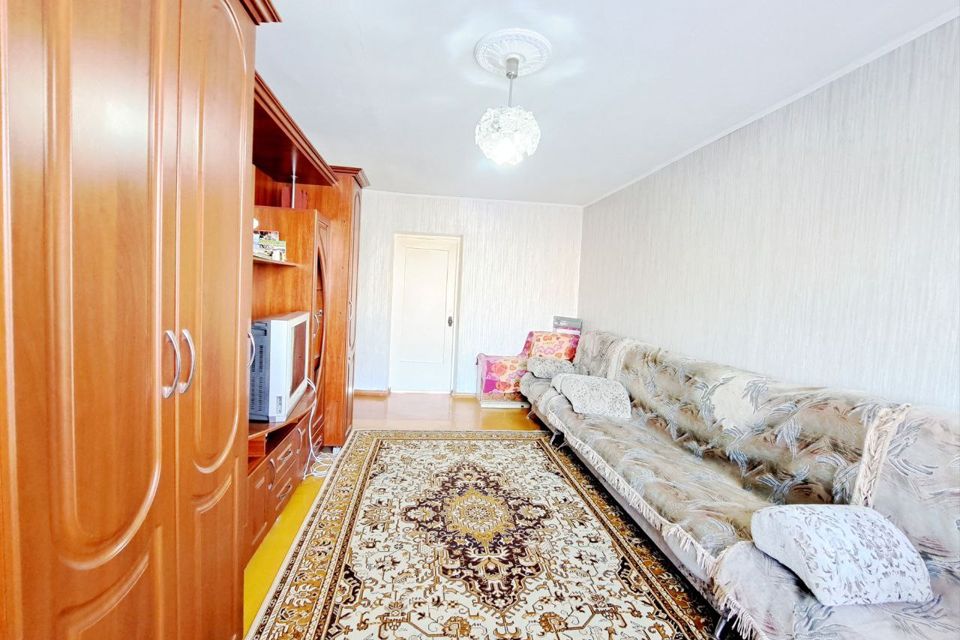 Продаётся 3-комнатная квартира, 57 м²