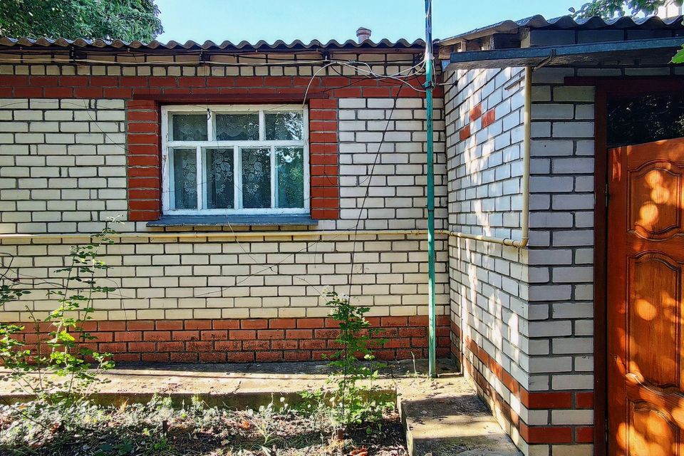 Крутец воронежская область. Мотоцикл врезался в дерево. Погода крутец каменский. Погода крутец каменский. Погода крутец каменский.