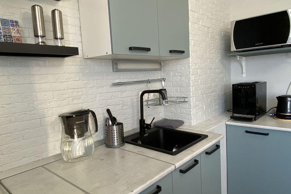 Продаётся 1-комнатная квартира, 42.6 м²