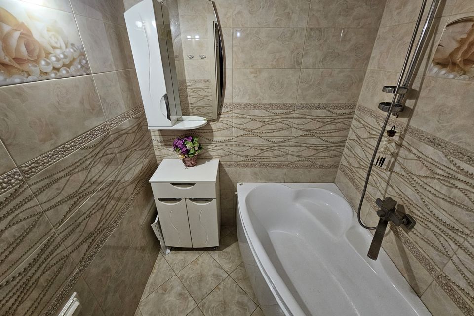 Продаётся 3-комнатная квартира, 66.1 м²