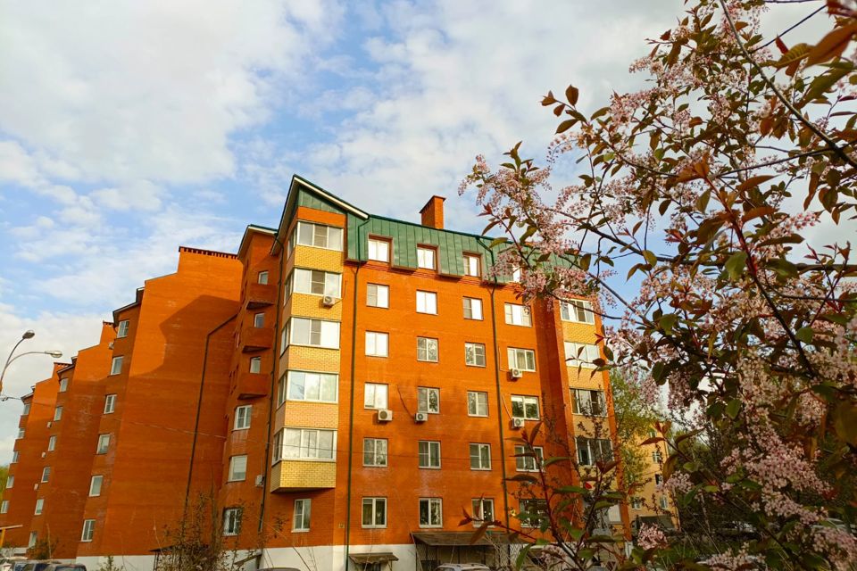 Продаётся 2-комнатная квартира, 65.1 м²