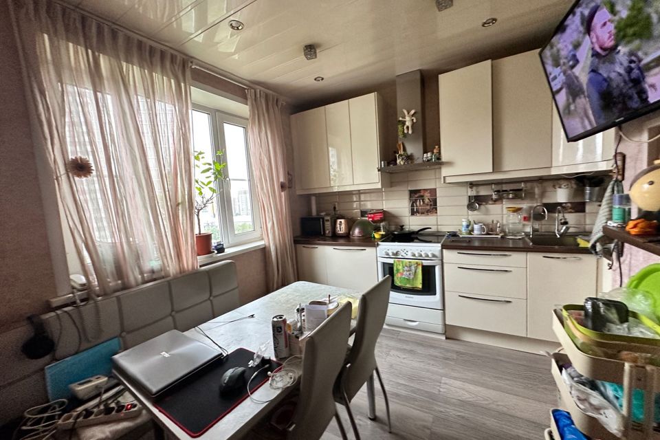 Продаётся 3-комнатная квартира, 73.7 м²