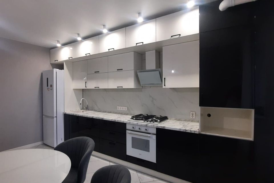 Продаётся 3-комнатная квартира, 95.7 м²