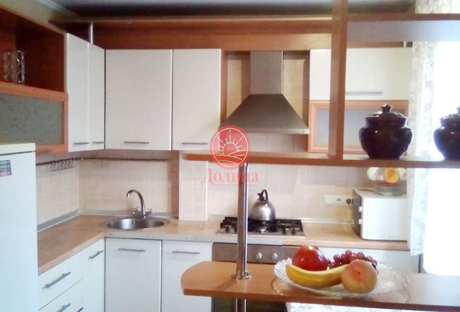 Продаётся 3-комнатная квартира, 65 м²