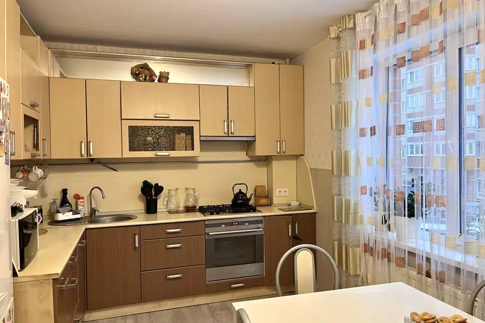 Продаётся 4-комнатная квартира, 115.4 м²