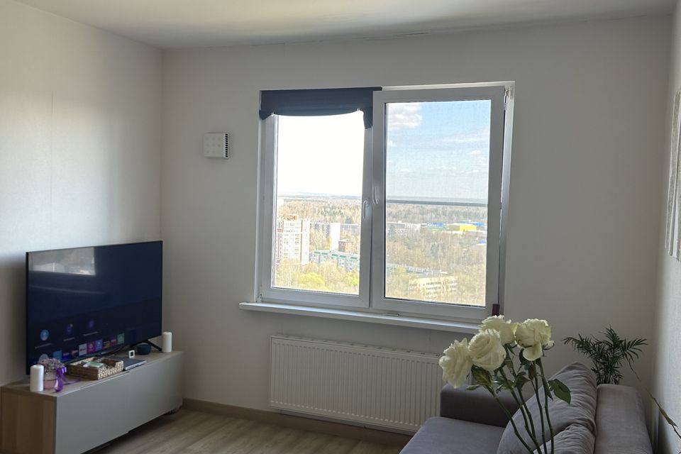 Продаётся 1-комнатная квартира, 37.8 м²
