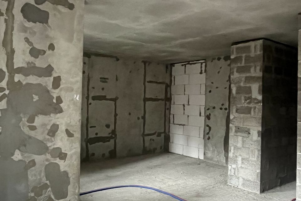 Продаётся 2-комнатная квартира, 57.2 м²