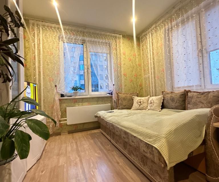 Продаётся 1-комнатная квартира, 38 м²