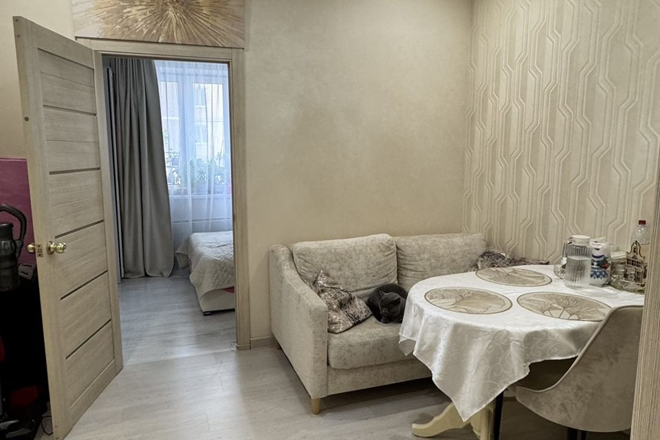 Продаётся 1-комнатная квартира, 42.9 м²