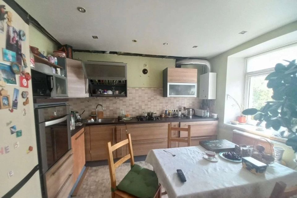 Продаётся 3-комнатная квартира, 76 м²