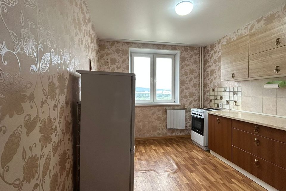 Продаётся 1-комнатная квартира, 40.7 м²