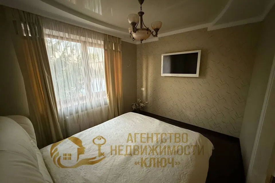 Продаётся 2-этажный дом, 210 м²