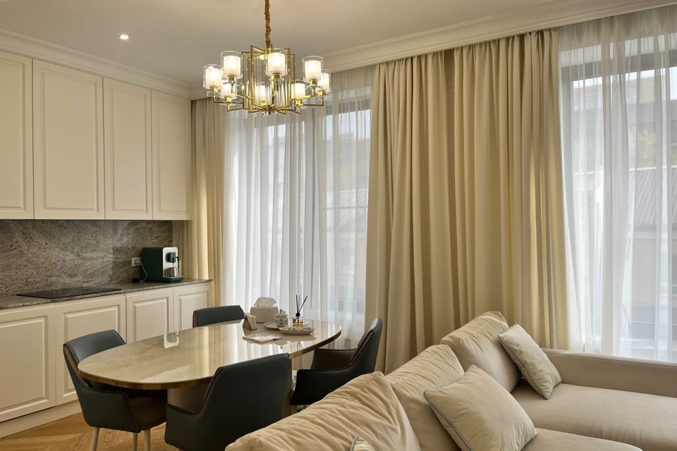 Продаётся 2-комнатная квартира, 65 м²
