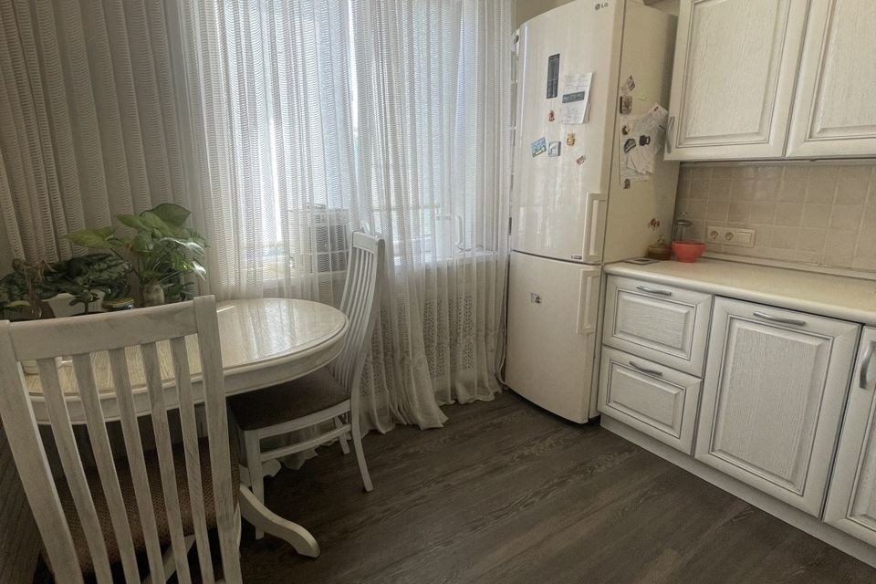 Продаётся 3-комнатная квартира, 69.5 м²