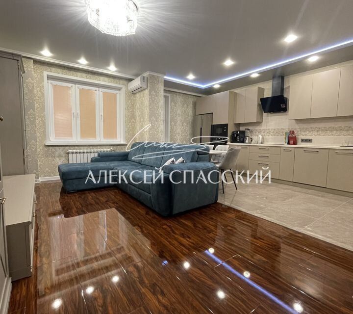 Продаётся 2-комнатная квартира, 83.4 м²