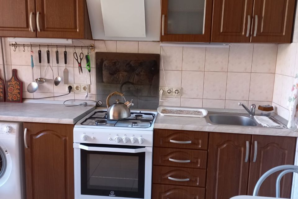 Продаётся 1-комнатная квартира, 43.2 м²