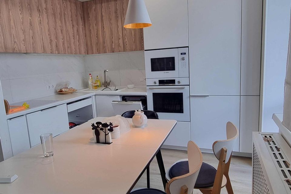 Продаётся 3-комнатная квартира, 71 м²