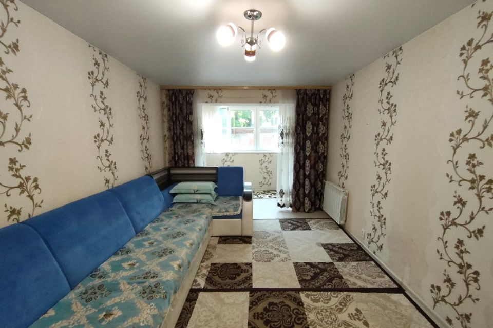 Продаётся 1-комнатная квартира, 35.6 м²