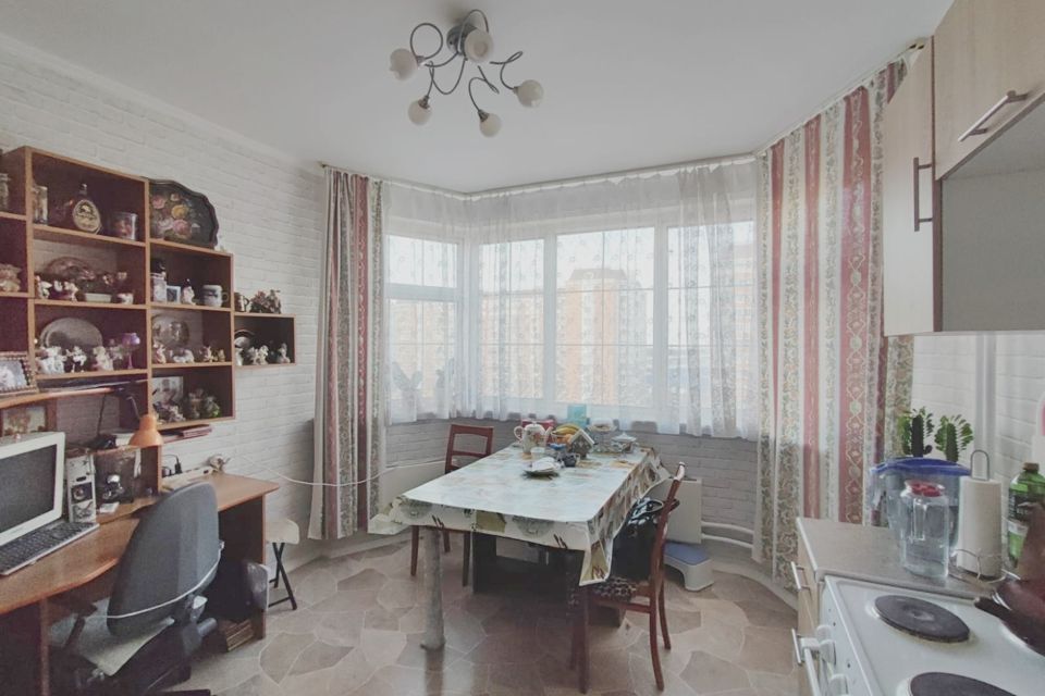 Продаётся 2-комнатная квартира, 60.1 м²