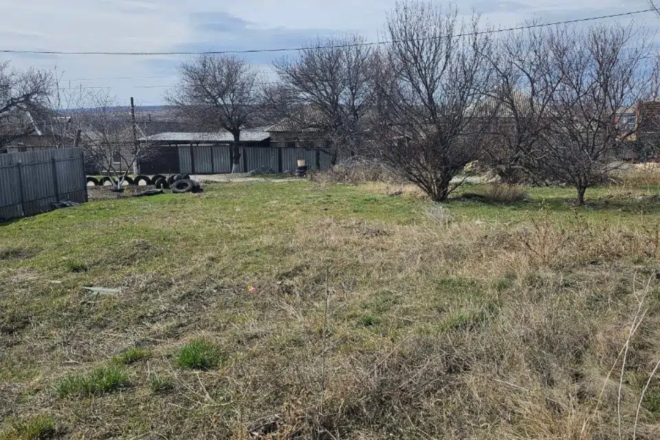 Продаётся участок, 10 сот., ИЖС