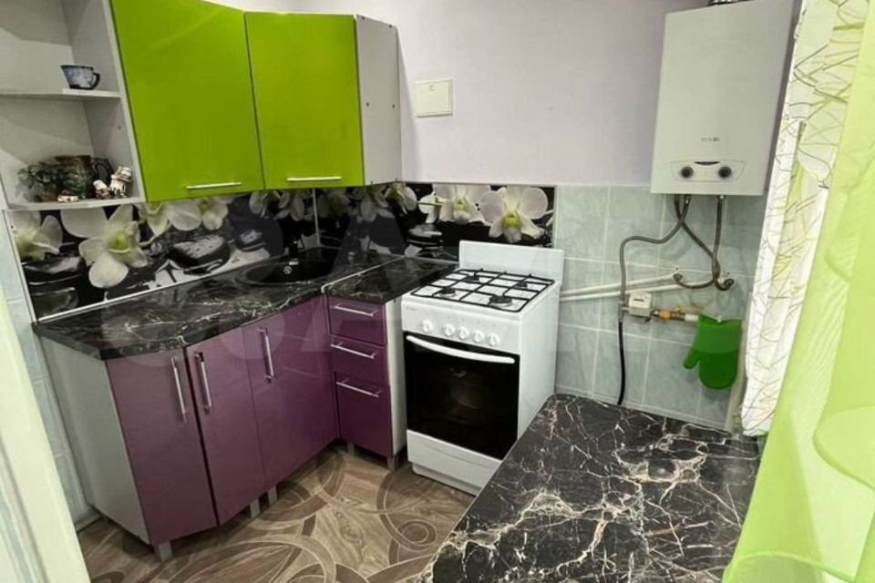 Продаётся 3-комнатная квартира, 55 м²