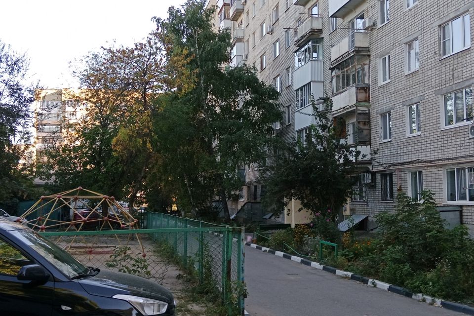 Продаётся 3-комнатная квартира, 53.7 м²