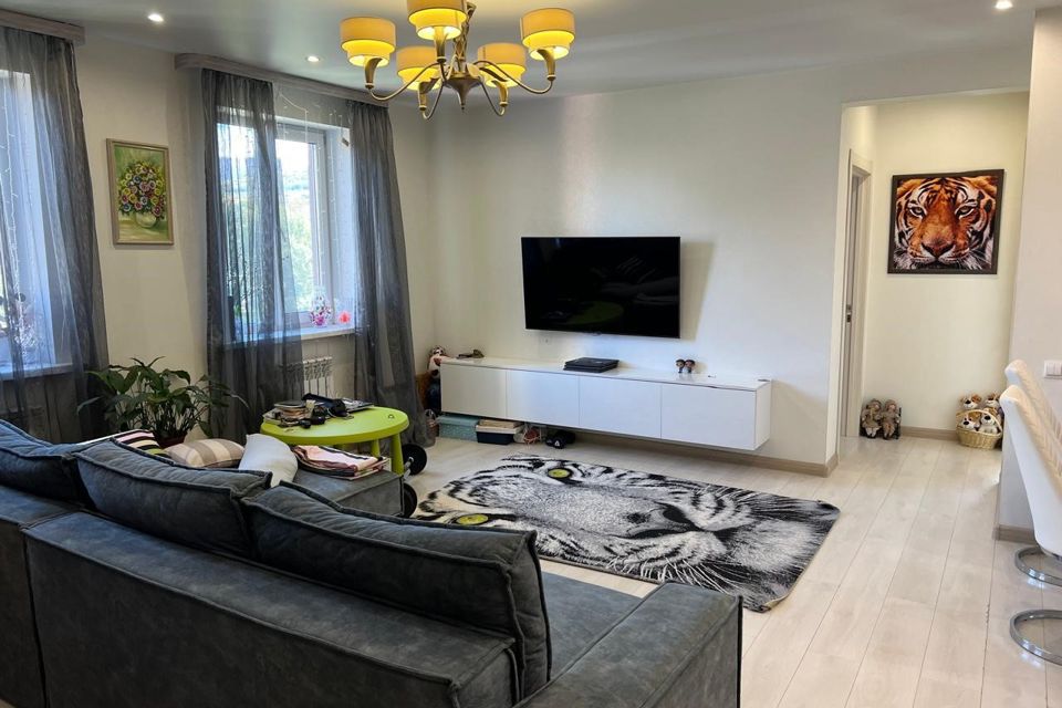 Продаётся 3-комнатная квартира, 76 м²