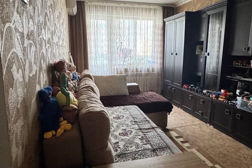 Продаётся 3-комнатная квартира, 59.5 м²