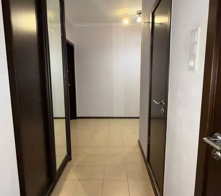 Продаётся 3-комнатная квартира, 76.4 м²