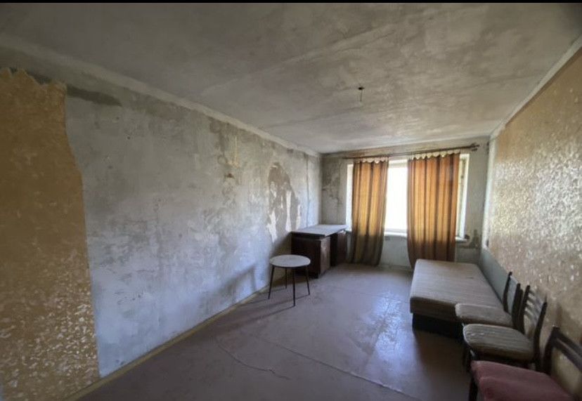 Продаётся 4-комнатная квартира, 82 м²