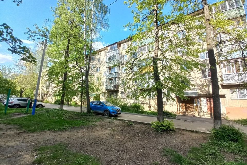 Продаётся 3-комнатная квартира, 57.5 м²