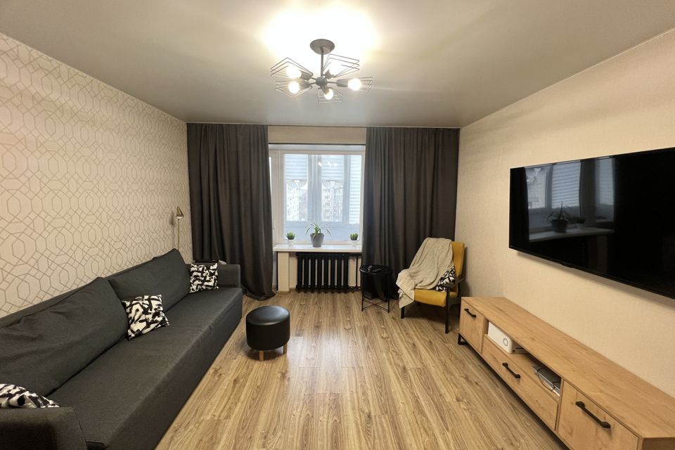 Продаётся 3-комнатная квартира, 58.4 м²