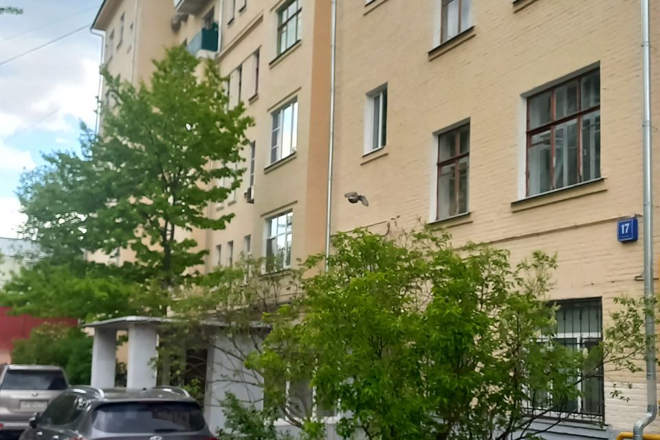 Продаётся 3-комнатная квартира, 70.5 м²