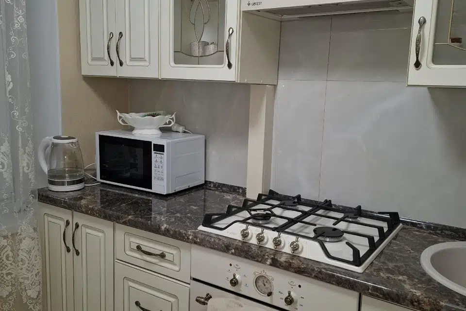 Продаётся 1-комнатная квартира, 32 м²