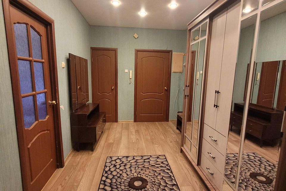 Продаётся 3-комнатная квартира, 104.6 м²